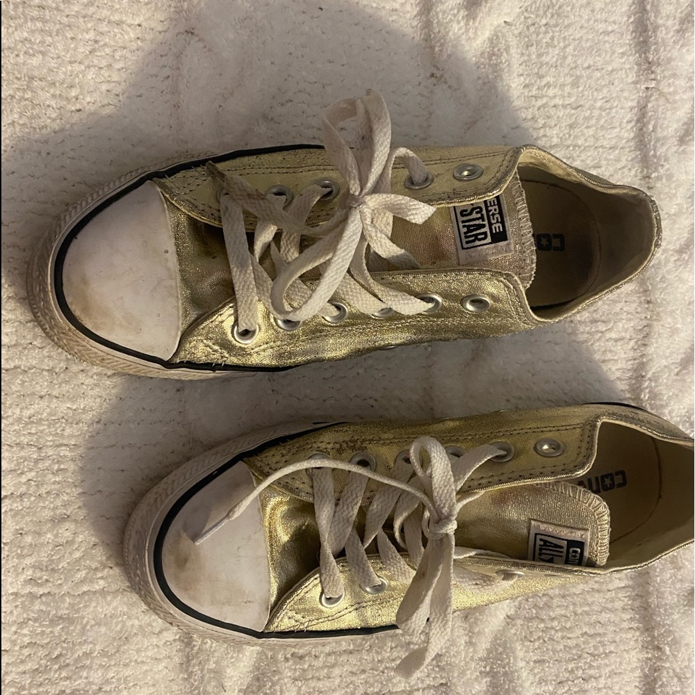 Gold shiny converse